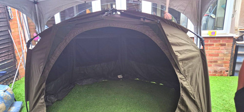 Trakker brolly with mozzi - rs,