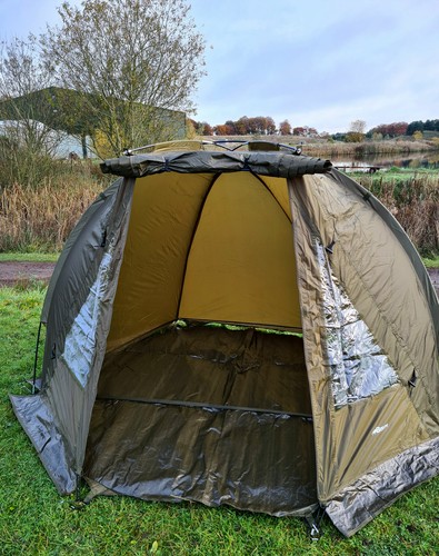 Carp fishing bivvy day shelter - day,